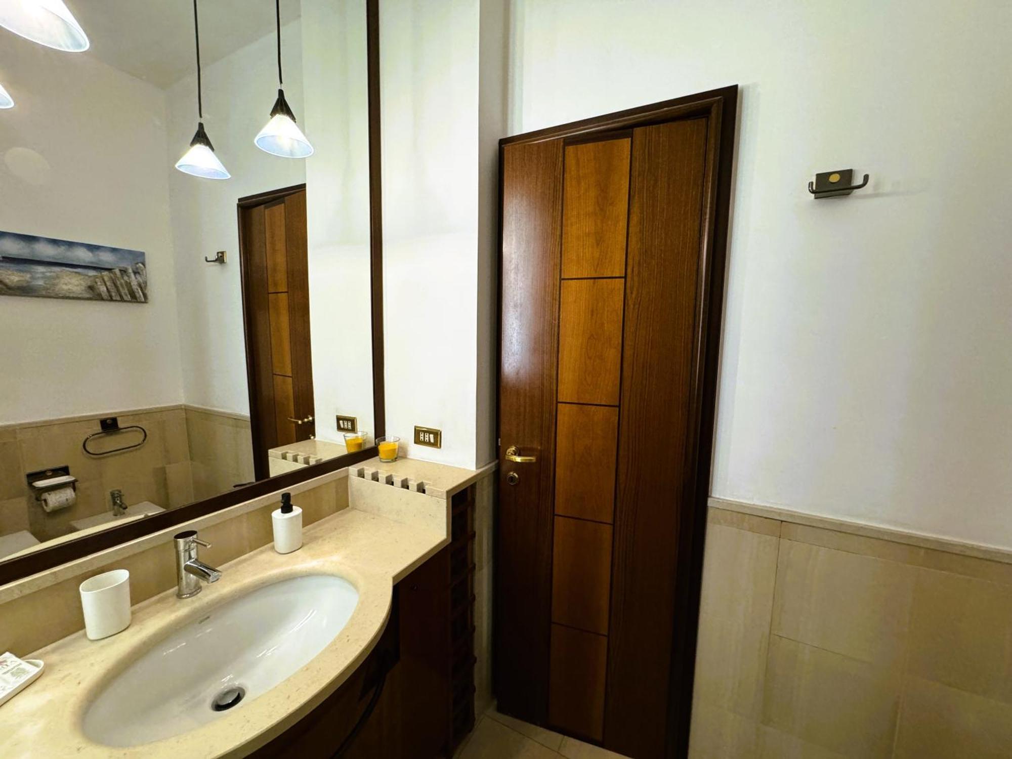 Apartamento Attico 72 Bari Exterior foto
